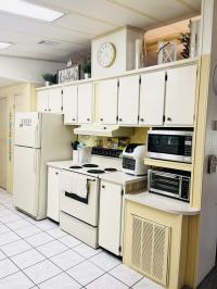 1984 Palm Harbor HS Mobile Home