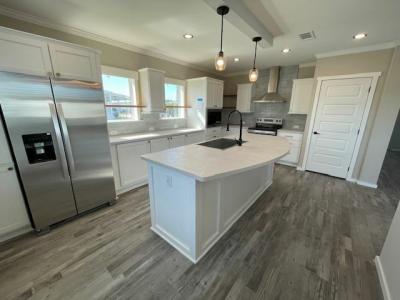 Photo 5 of 15 of home located at 428 Zacapa Avenue Venice, FL 34285