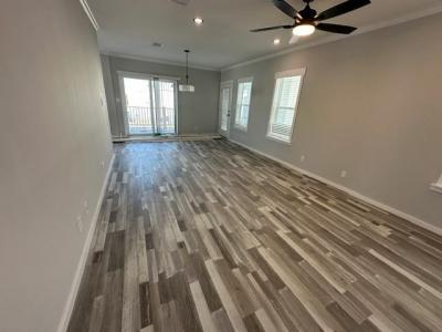 Photo 4 of 20 of home located at 977 Montego Avenue Venice, FL 34285