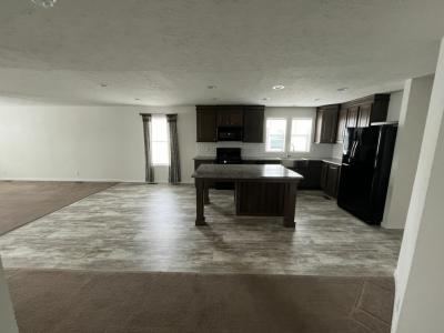 Photo 4 of 14 of home located at 4825 Colonial Dr Monee, IL 60449