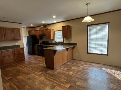 Photo 3 of 8 of home located at 7659 Woodlake View San Antonio, TX 78244