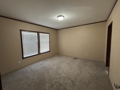 Photo 4 of 8 of home located at 7659 Woodlake View San Antonio, TX 78244