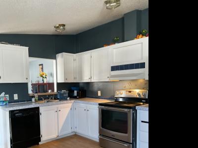 Photo 3 of 6 of home located at 4907 Peachtree Drive Buford, GA 30518