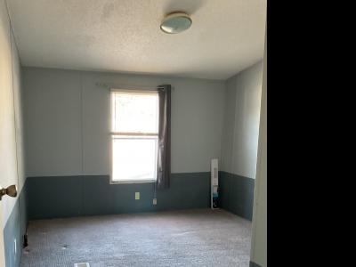 Photo 4 of 6 of home located at 4907 Peachtree Drive Buford, GA 30518