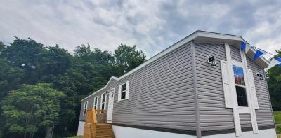 Mobile Home at 4607 West Cherry Court Lot 4607Wch Peoria, IL 61604