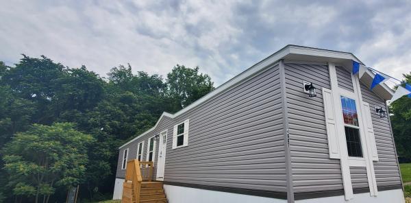 Photo 1 of 2 of home located at 4607 West Cherry Court Lot 4607Wch Peoria, IL 61604