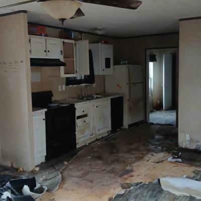 Photo 3 of 5 of home located at 7803 St Andrews Church Rd.#0001 Louisville, KY 40214