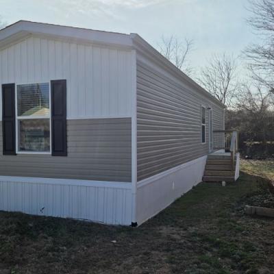 Photo 2 of 8 of home located at 7803 St Andrews Church Rd.#0016 Louisville, KY 40214