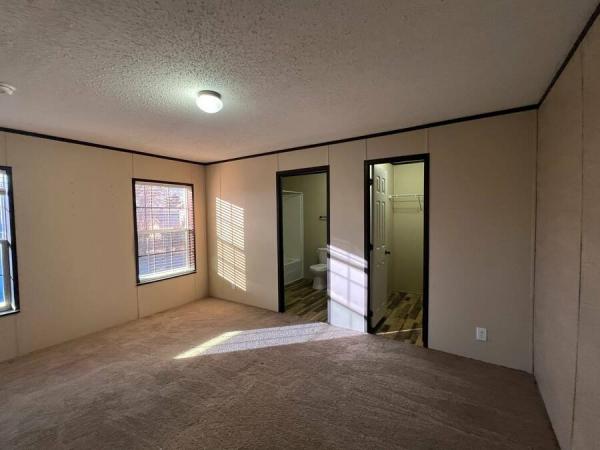 2020 MOJAVE 6763B  Home