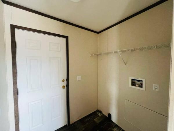 2019 95PLH16723AH19S  Home