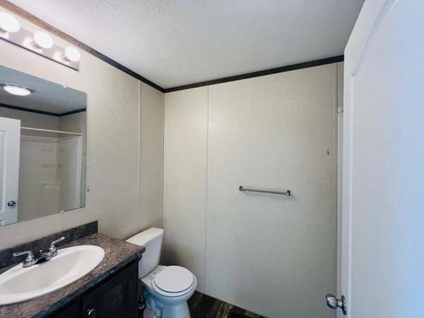 2019 95PLH16723AH19S  Home