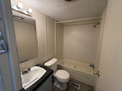 Photo 4 of 7 of home located at 125 Delta Dawn Springfield, IL 62707