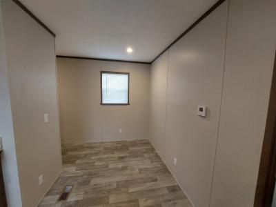 Photo 3 of 11 of home located at 99 Delta Dawn Springfield, IL 62707