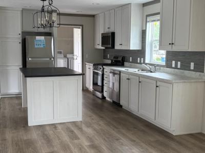 Mobile Home at 3899 Auburn Lane Kalamazoo, MI 49019