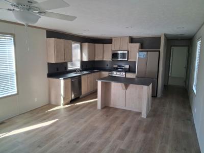 Mobile Home at 5895 Georgia Romulus, MI 48174