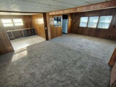 Photo 2 of 10 of home located at 5201 Tokay, #095 Flint, MI 48507