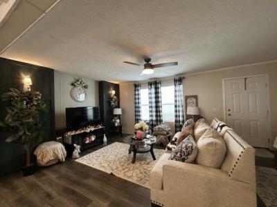 Photo 4 of 11 of home located at 39500 W. Warren Road #115 Canton, MI 48187