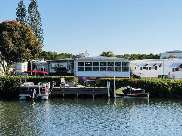 1973 Sunhome  Home