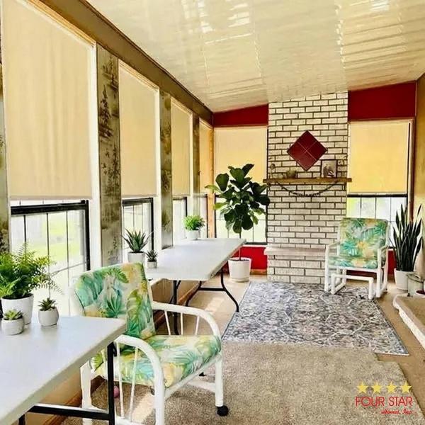 1985 CORO  Home