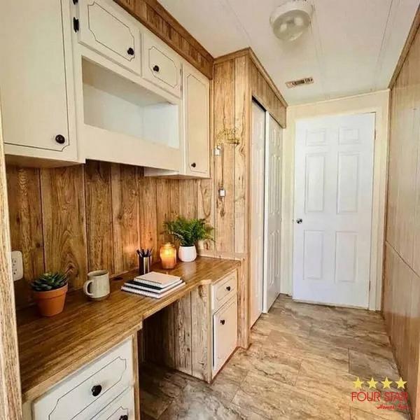 1985 CORO  Home