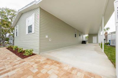 Photo 3 of 23 of home located at 1325 Autumn Drive Tampa, FL 33613