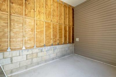 Photo 4 of 17 of home located at 3109 Walden Shores Loop Lake Wales, FL 33898