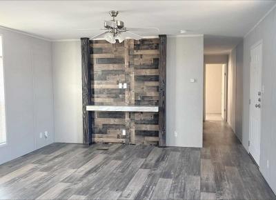 Photo 4 of 8 of home located at 120 Park Vista Lane Lot 171 Liberty Hill, TX 78642