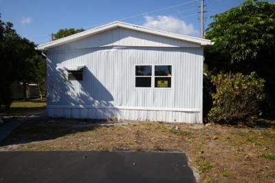 Mobile Home at 2401 NW 21st Way Lot 450 Boynton Beach, FL 33436