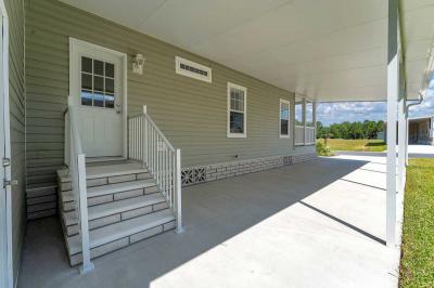 Photo 4 of 18 of home located at 3269 Walden Shores Loop Lake Wales, FL 33898