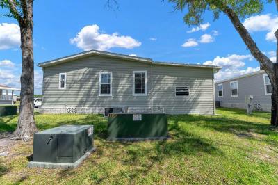 Photo 5 of 18 of home located at 3269 Walden Shores Loop Lake Wales, FL 33898