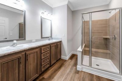 Photo 5 of 15 of home located at 3105 Walden Shores Loop Lake Wales, FL 33898