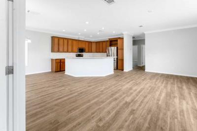 Photo 5 of 17 of home located at 3104 Walden Shores Loop Lake Wales, FL 33898