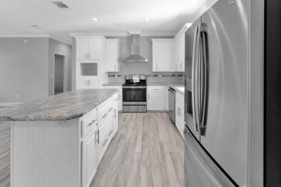 Photo 3 of 17 of home located at 3266 Walden Shores Loop Lake Wales, FL 33898