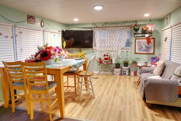  Mobile Home For Sale