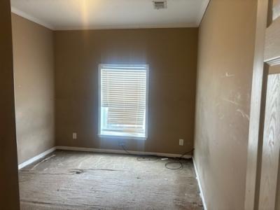 Photo 4 of 17 of home located at 104 Whitman St Earle, AR 72331