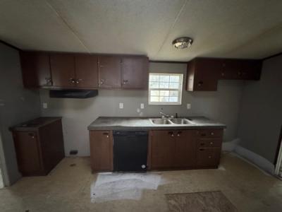 Photo 5 of 18 of home located at 12834 Lake Circle Dr Alexandria, KY 41001