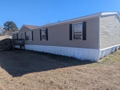 Mobile Home at 1413 Madania Dr Dillon, SC 29536