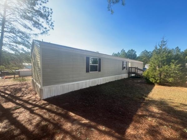 Photo 1 of 2 of home located at 10301 Sunshine Valley Dr Northport, AL 35475