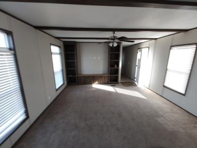 Photo 3 of 10 of home located at 5003 Saddle Ridge Dr Trlr 48 Killeen, TX 76549