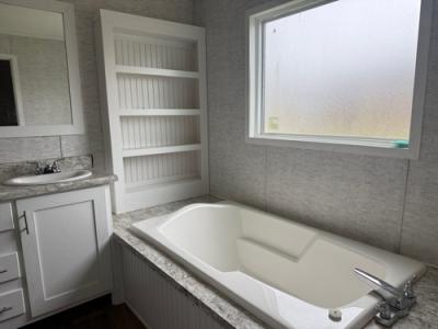 Photo 6 of 8 of home located at 25898 I-30 Frontage Rd Bryant, AR 72022