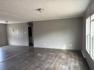 Photo 2 of 10 of home located at 513 E Beaver Creek D Knoxville, TN 37918