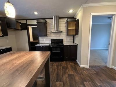 Photo 5 of 14 of home located at 899 Bowman Circle Pell City, AL 35125