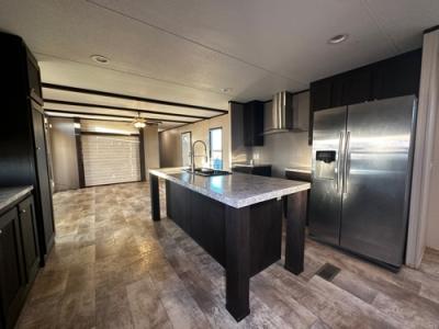 Photo 2 of 11 of home located at 4780 State Hwy 71 El Campo, TX 77437