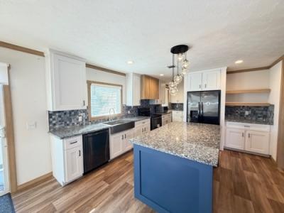 Photo 2 of 15 of home located at 5000 Allen Genoa Rd #124 Pasadena, TX 77504