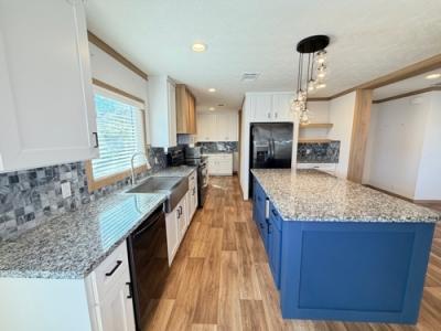 Photo 3 of 15 of home located at 5000 Allen Genoa Rd #124 Pasadena, TX 77504