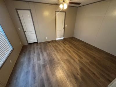 Photo 4 of 12 of home located at 3400 Robinson Dr Trlr 66 Robinson, TX 76706