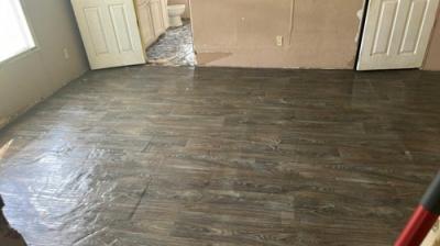 Photo 3 of 13 of home located at 12195 Roddy Rd Trlr 21 Gonzales, LA 70737