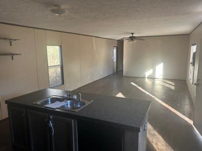 Photo 4 of 10 of home located at 2103 County Road 114 Cullman, AL 35057