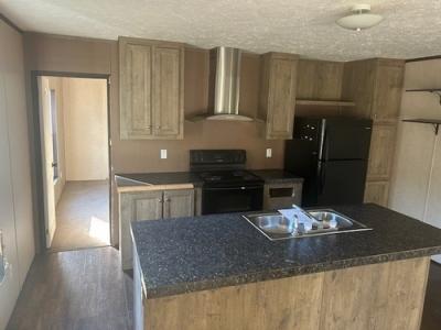 Photo 5 of 10 of home located at 2103 County Road 114 Cullman, AL 35057