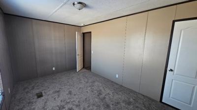 Photo 4 of 15 of home located at 1042 Wilcox St Pampa, TX 79065